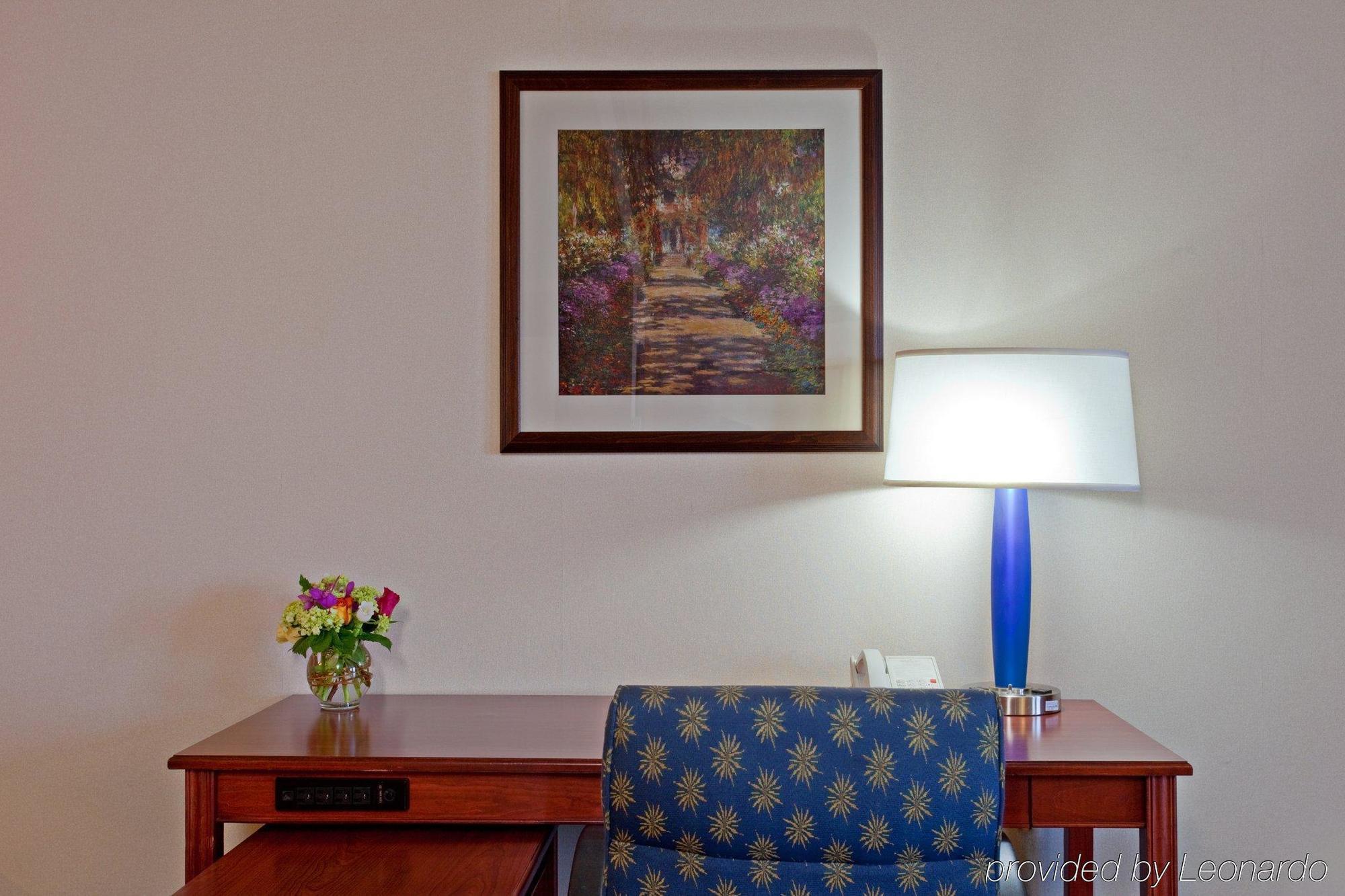 Holiday Inn La Mirada Buena Park By Ihg Exterior foto